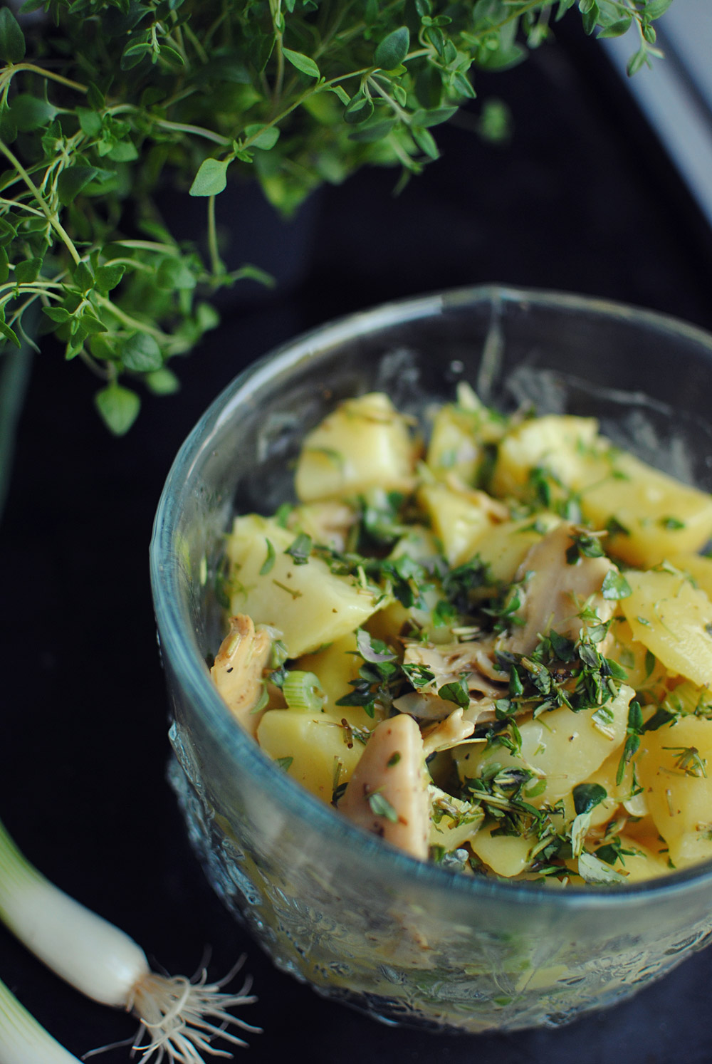 Opskrift: Kartoffelsalat med frisk timian | Frk. Kræsen