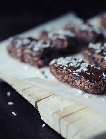 Opskrift: Dadelbars med chokolade | Frk. Kræsen