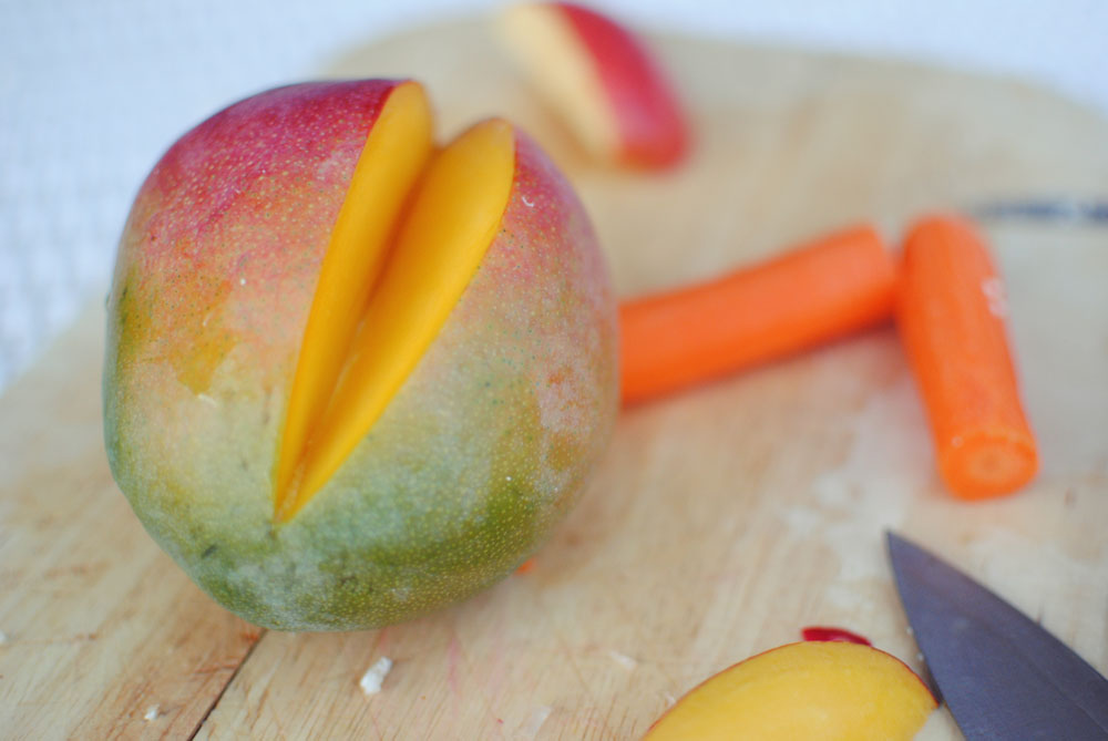 Opskrift: Blomkålscouscous med mango og radiser | Frk. Kræsen