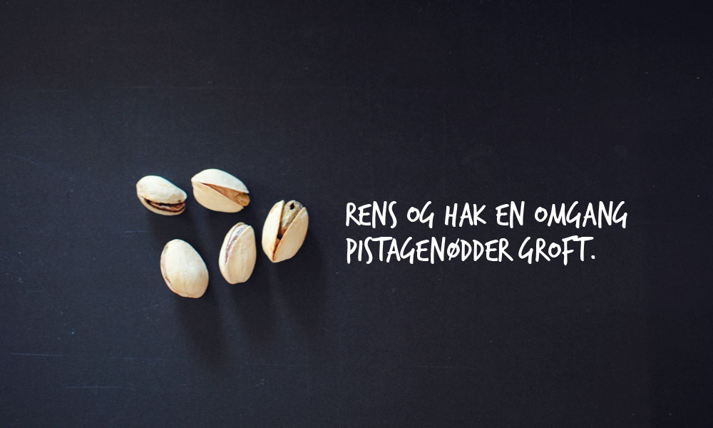 Opskrift: Pannacotta med safran, pistagenødder og granatæble | Frk. Kræsen