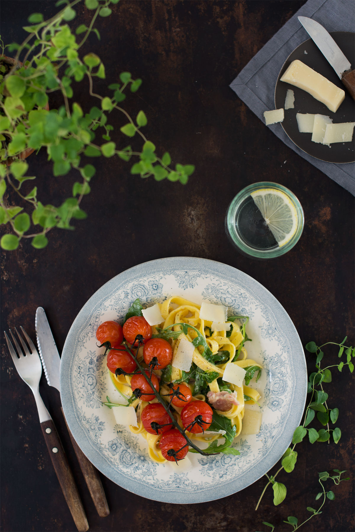 Opskrift: Pasta med bagte tomater og oregano | Frk. Kræsen