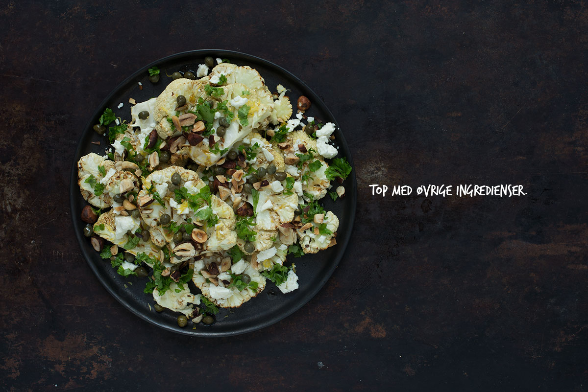 Opskrift: Salat med bagt blomkål, feta og hasselnødder | Frk. Kræsen
