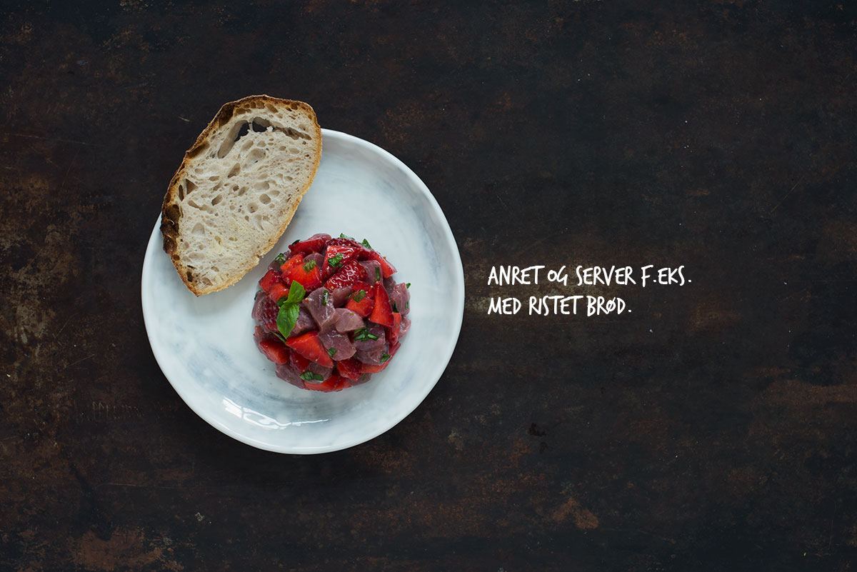 Opskrift: Tuntartar med jordbær og basilikum | Frk. Kræsen
