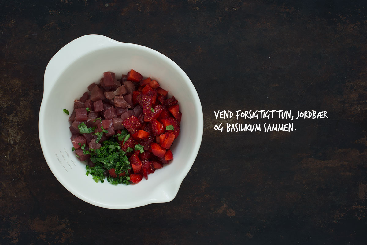 Opskrift: Tuntartar med jordbær og basilikum | Frk. Kræsen