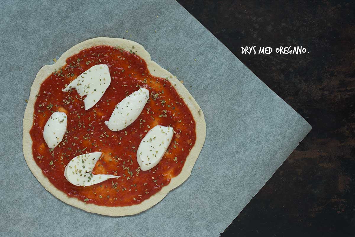Opskrift: Pizza Margherita | Frk. Kræsen
