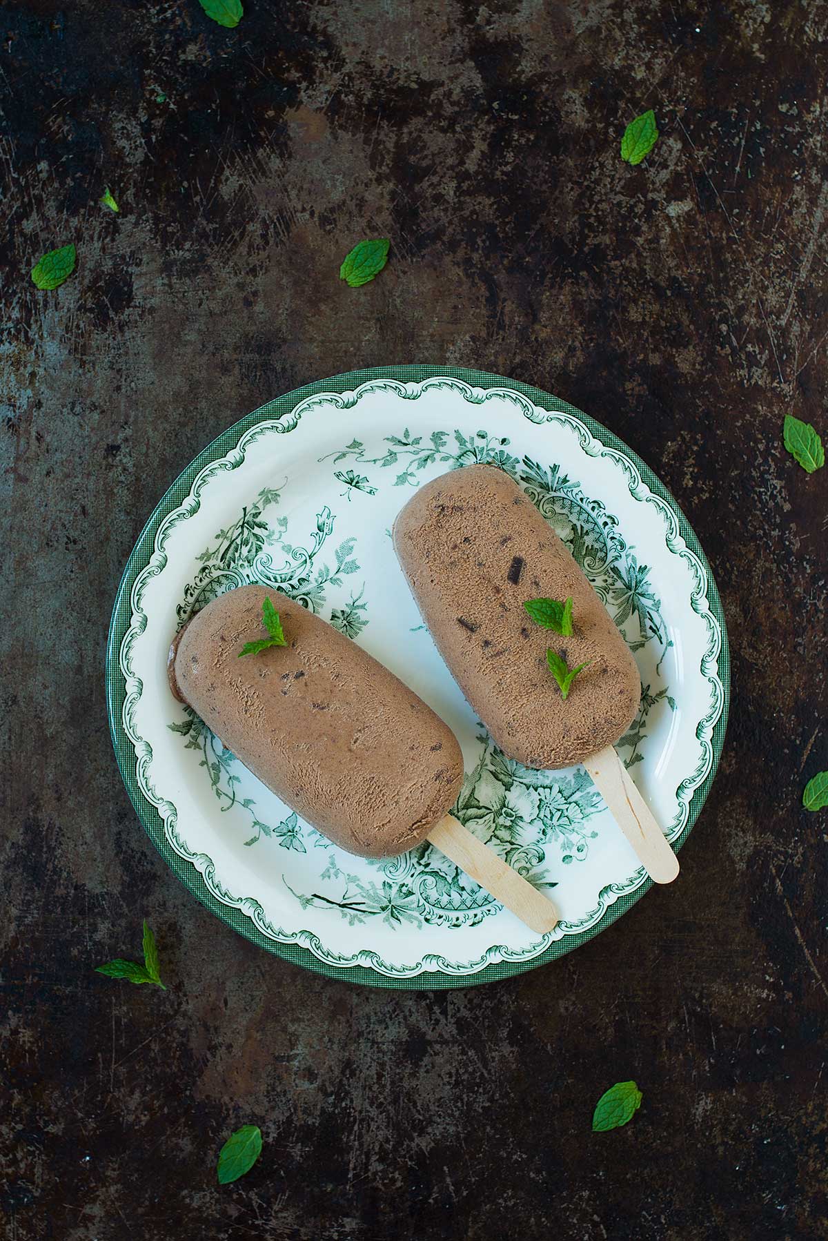 Opskrift: Ispinde med chokolade og peanutbutter | Frk. Kræsen