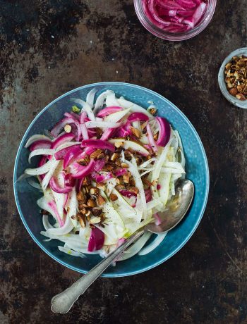 Opskrift: Salat med fennikel, pære og syltede rødløg | Frk. Kræsen